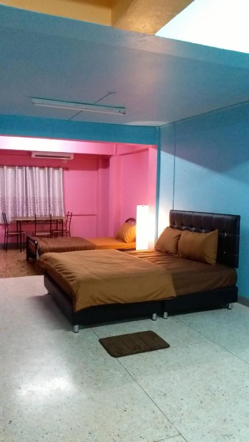 Gate 14 Inn Nakhon Phanom Exterior foto
